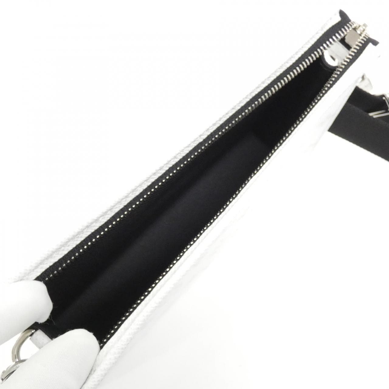 LOUIS VUITTON Taigarama Gaston 可穿戴钱包 M30935 单肩包
