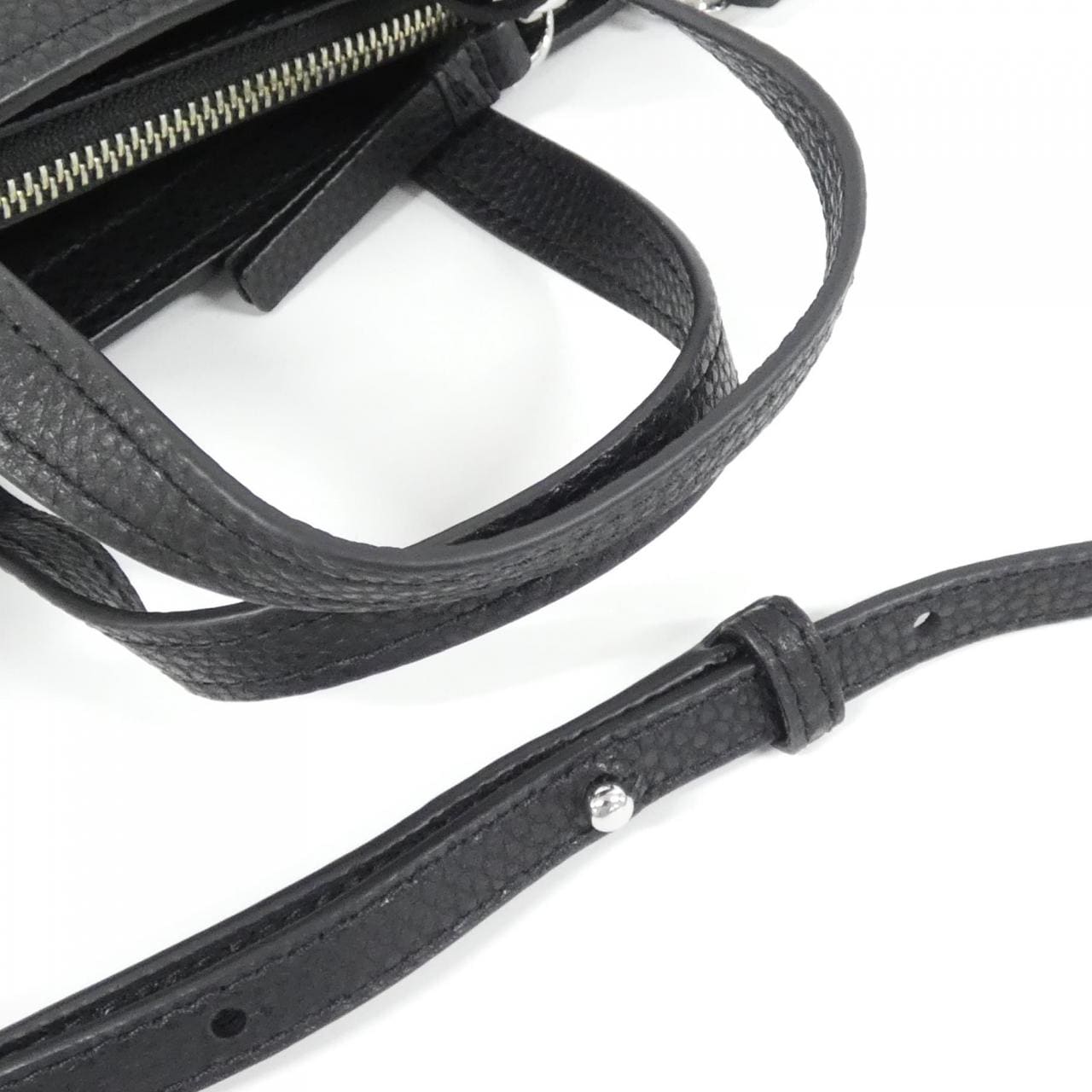 【新品】マークジェイコブス 4R3HTT020H02 バッグ