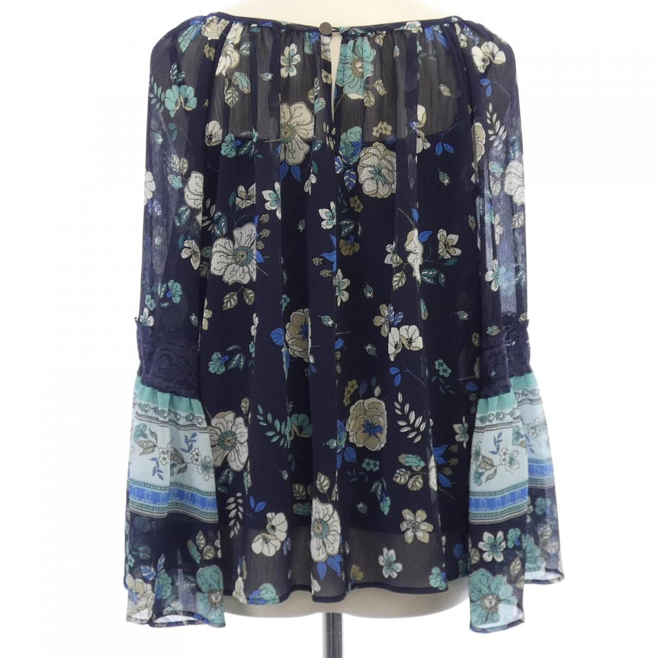 グレースコンチネンタル GRACE CONTINENTAL トップス