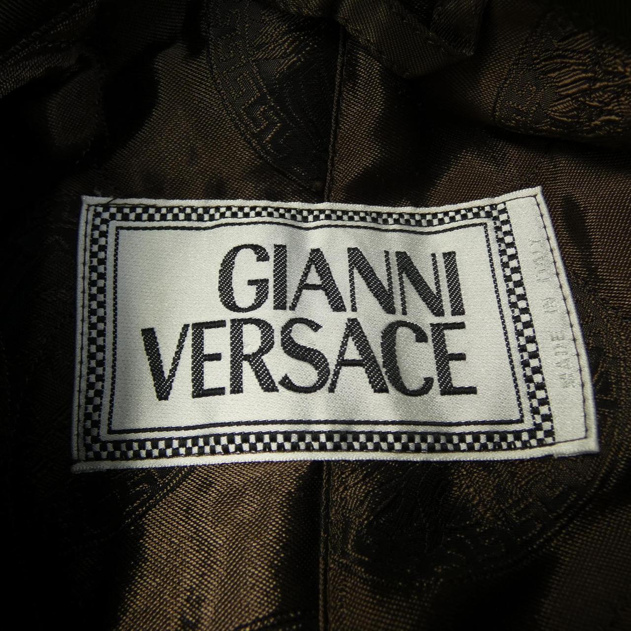 【ヴィンテージ】ジャンニヴェルサーチ GIANNI VERSACE ジャケット