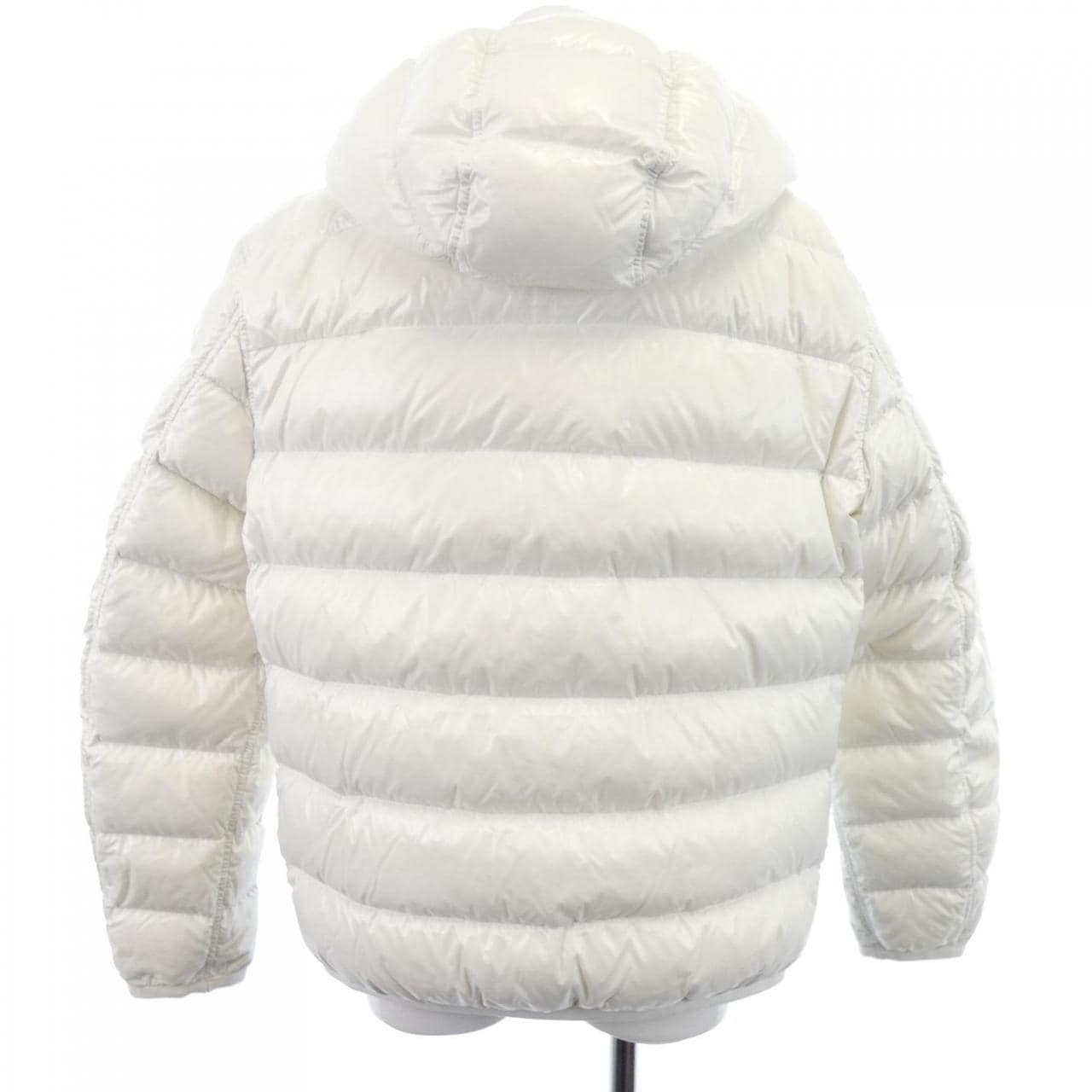 モンクレール MONCLER ダウンジャケット