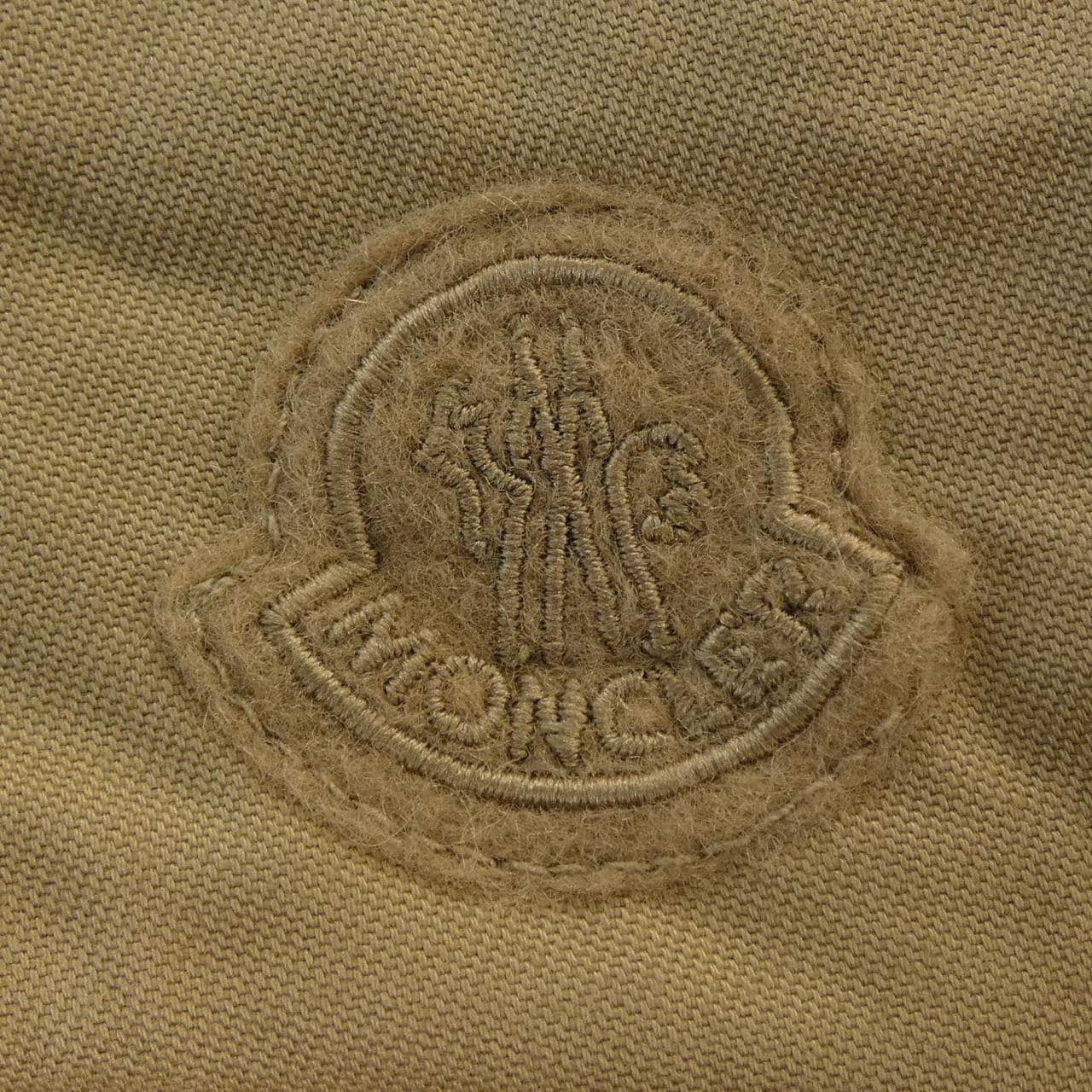 モンクレール MONCLER 10912B00010 ショートパンツ