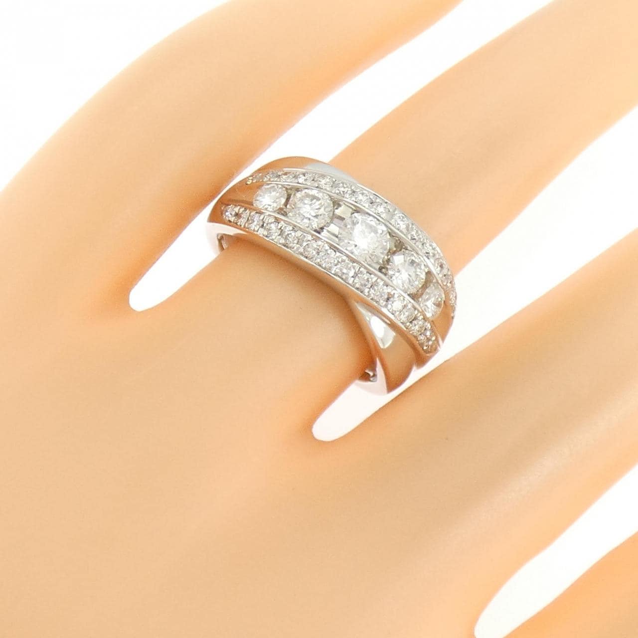 PT900 ダイヤモンド リング 1.00CT