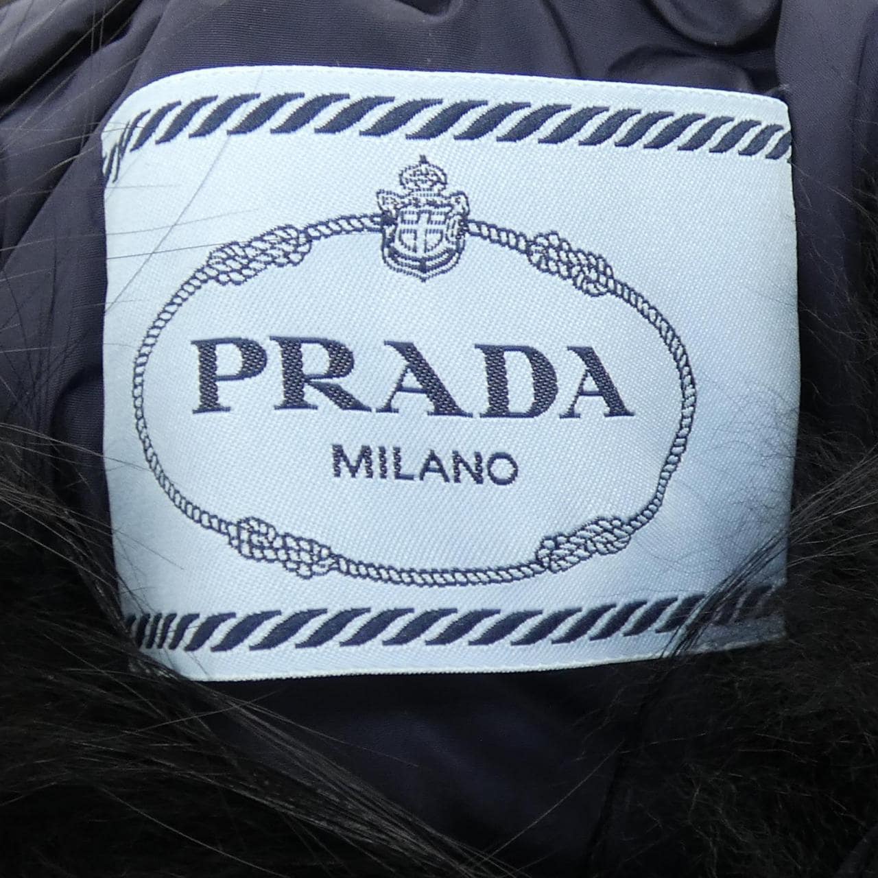 プラダ PRADA 291411　S182　Q04 ダウンコート