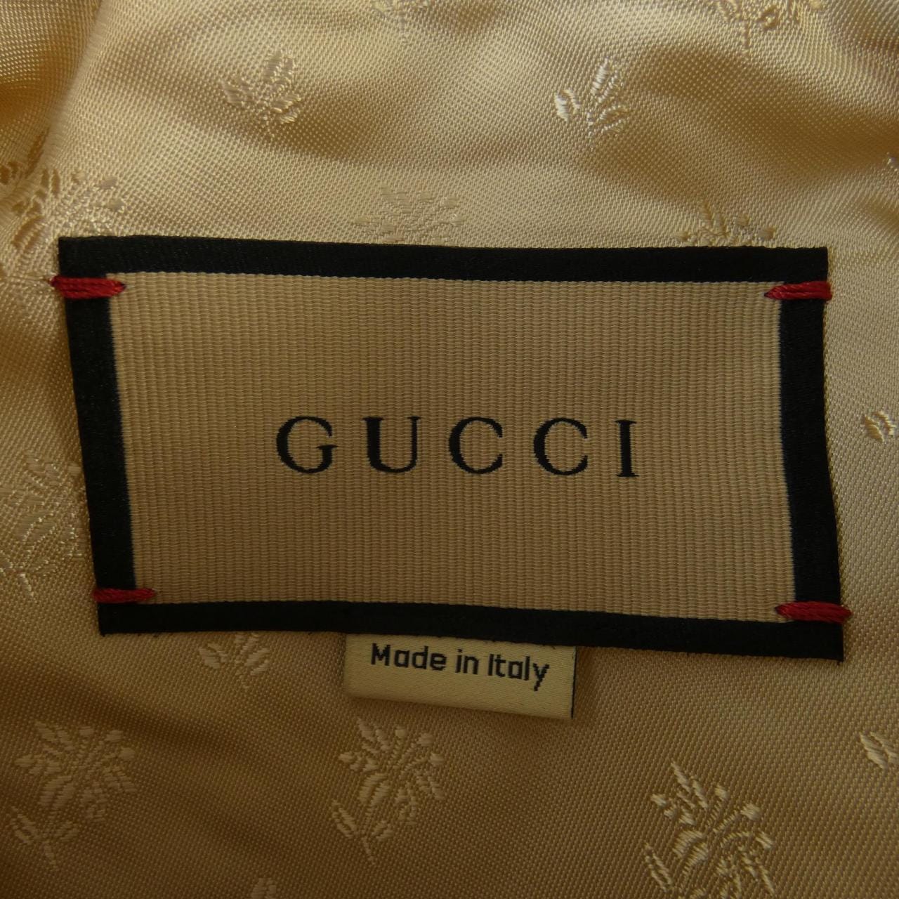 GUCCI斗篷