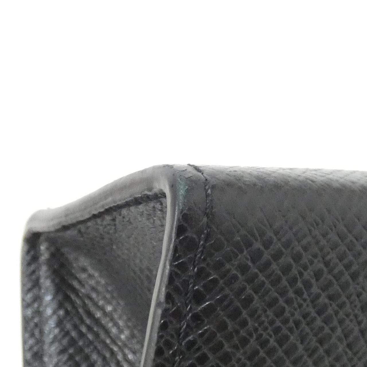 ルイヴィトン タイガ ポシェット ヴォワヤージュ M30450 バッグ