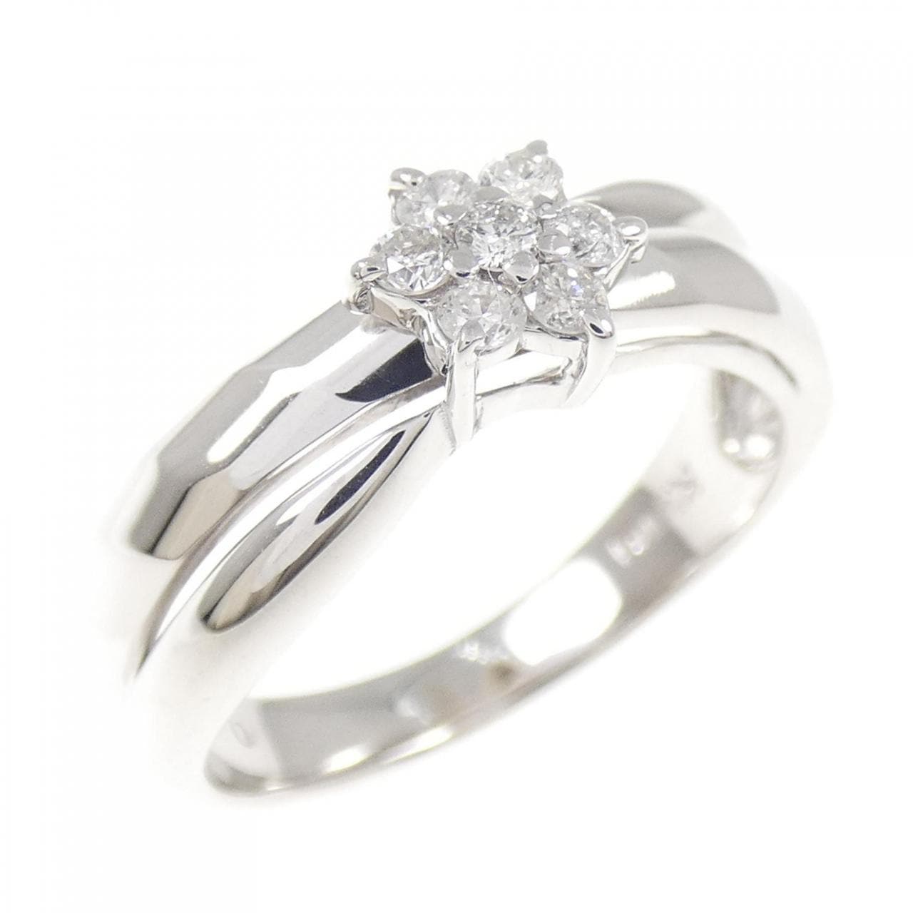 K14WG フラワー ダイヤモンド リング 0.19CT