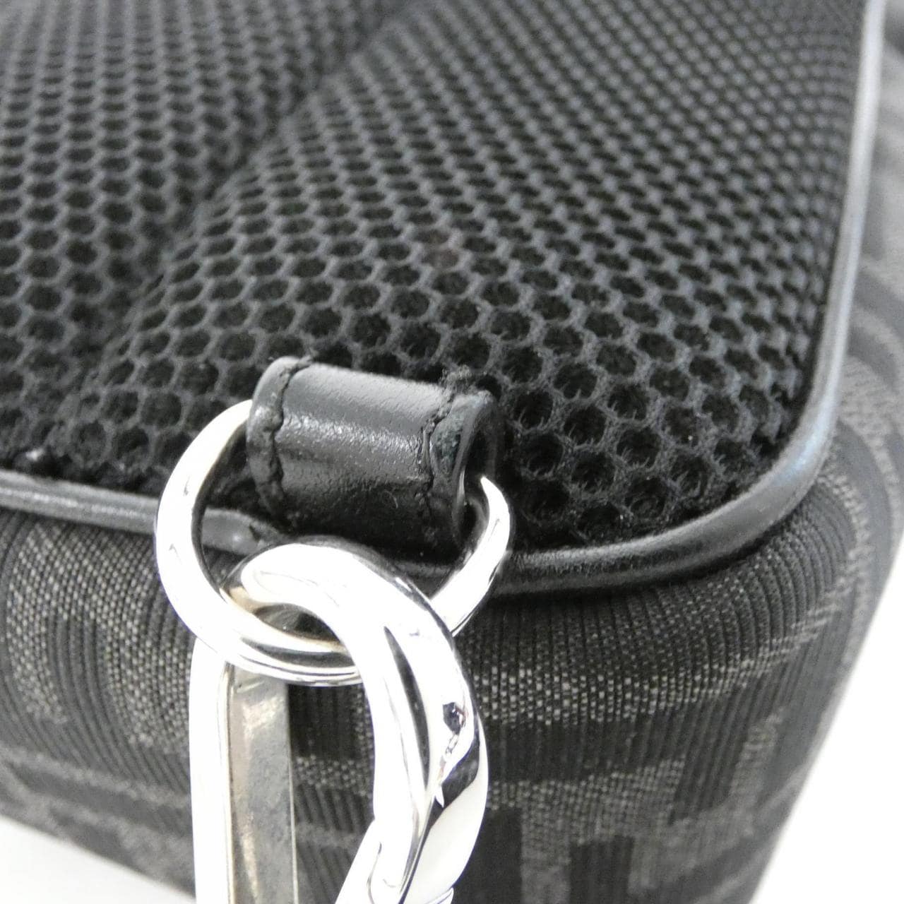 フェンディ 7VZ064 AG0M ショルダーバッグ