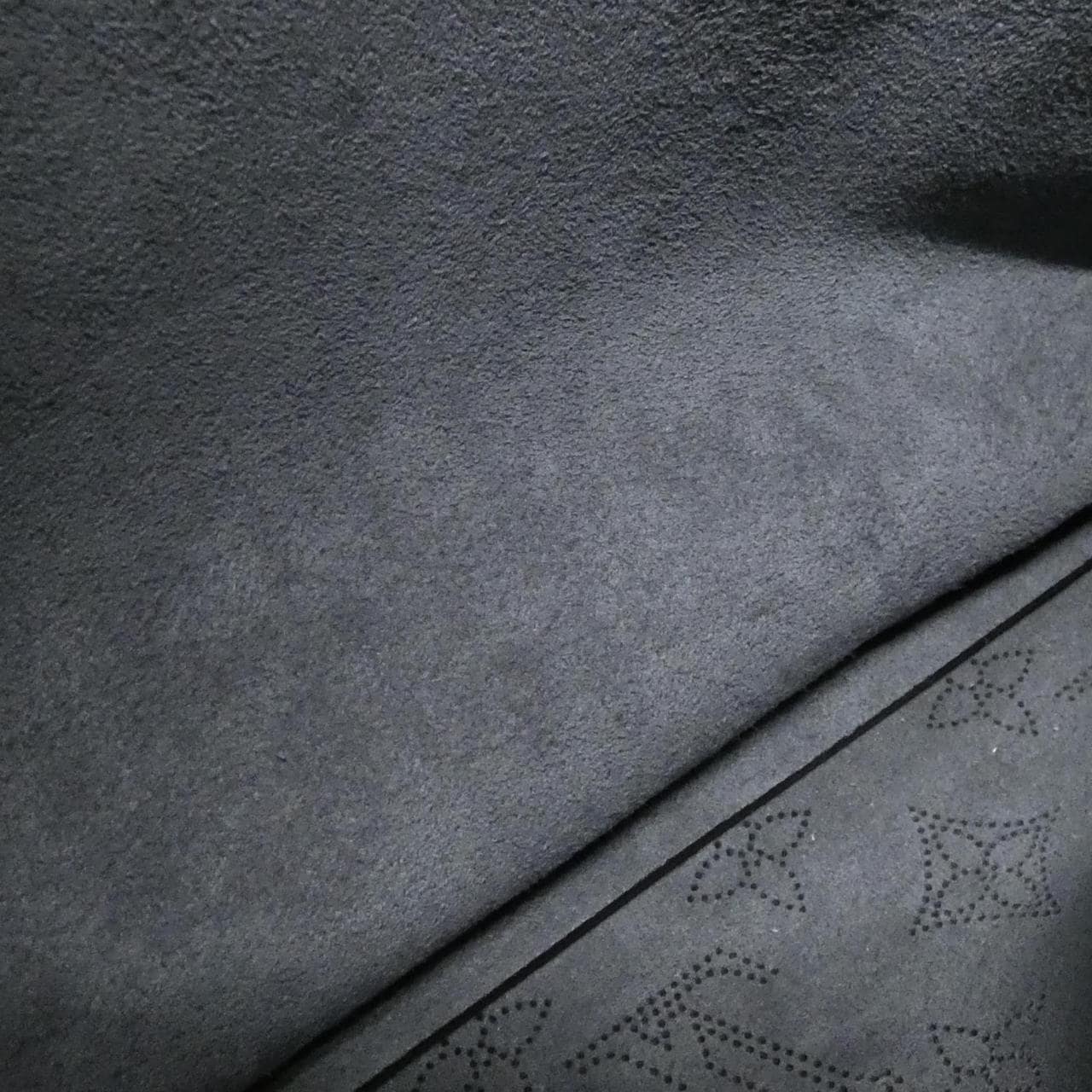 ルイヴィトン マヒナ ベラ トート M59200 バッグ