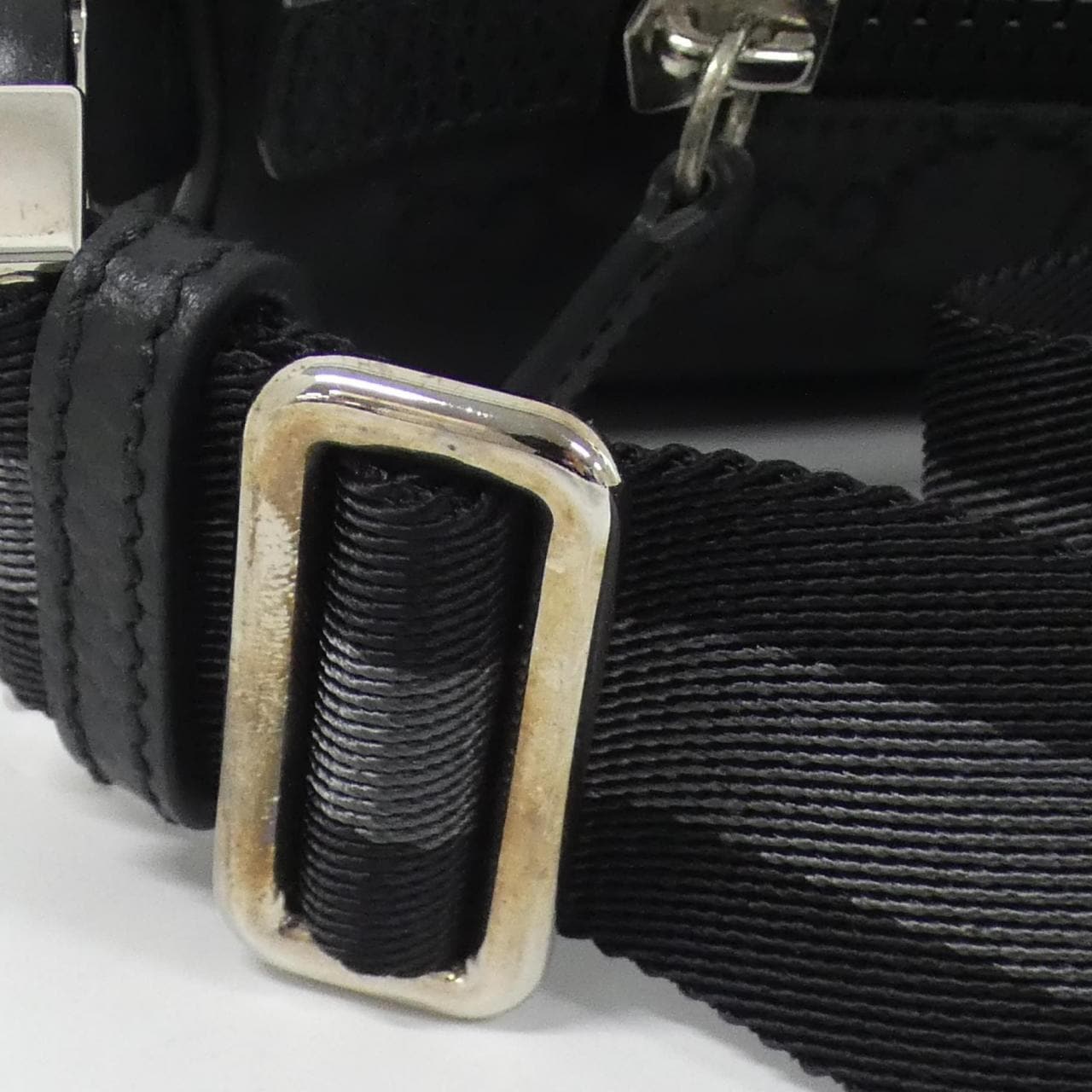 Gucci 449182 G1XHN單肩包