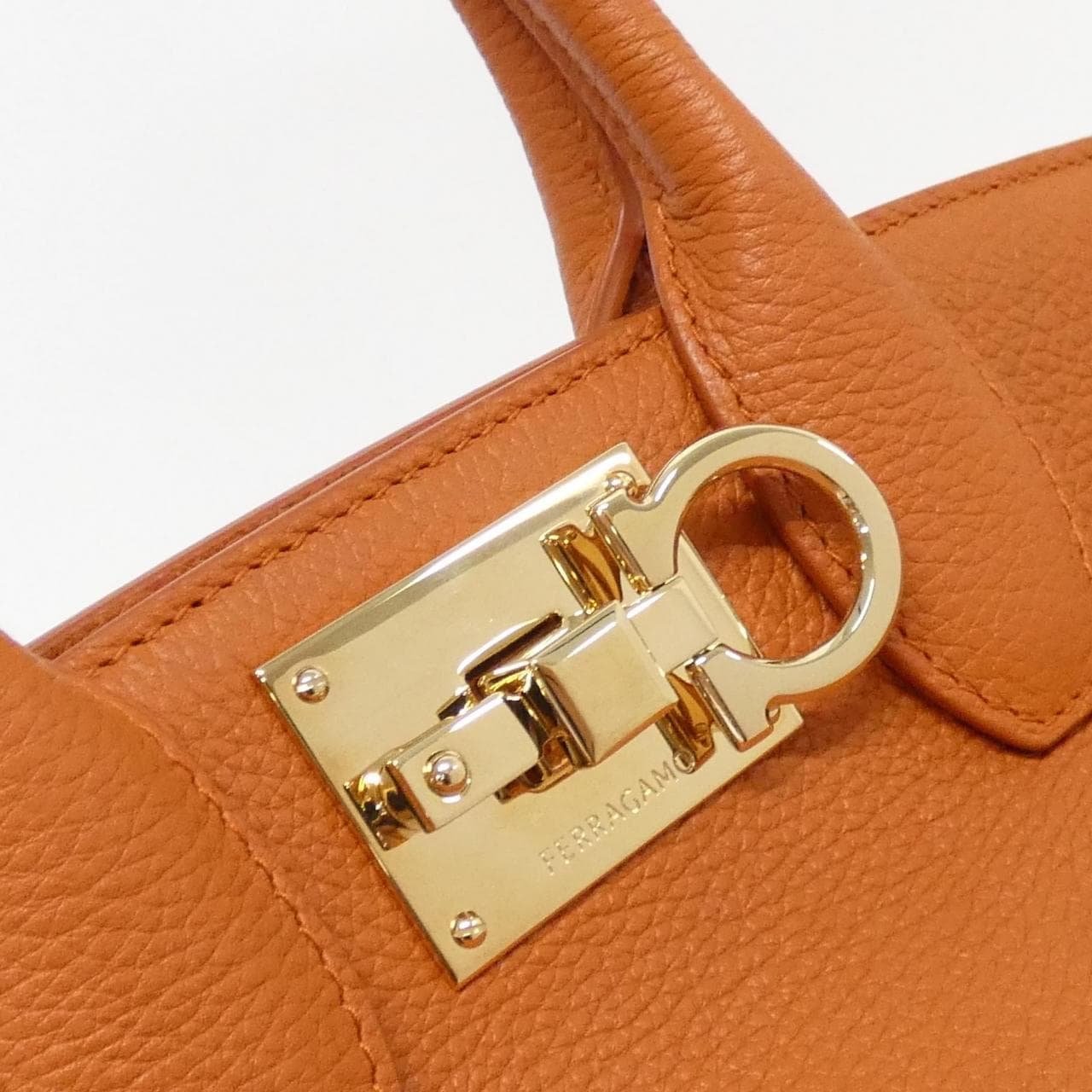 【新品】サルヴァトーレフェラガモ THE STUDIO 21 4493 バッグ