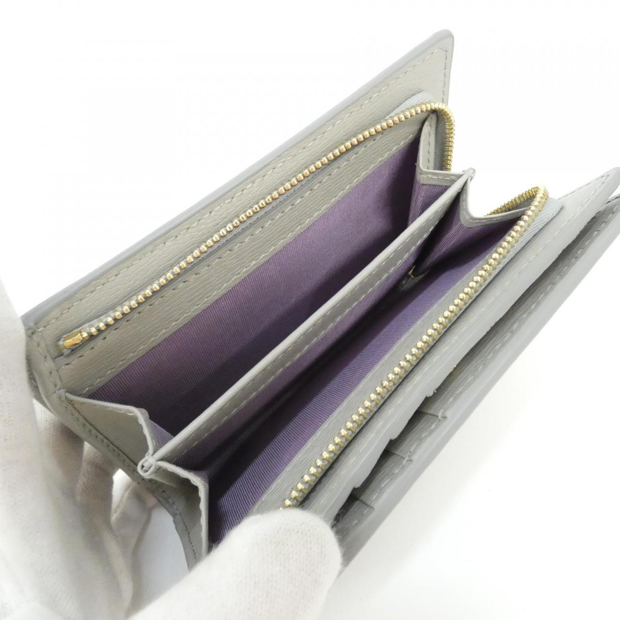 グッチ 772640 0OP0N 財布