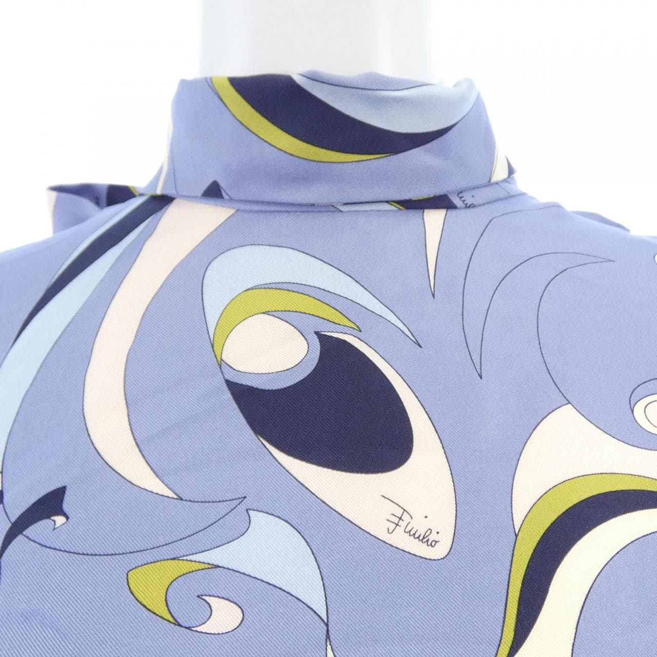 エミリオプッチ EMILIO PUCCI 2ERM26 トップス