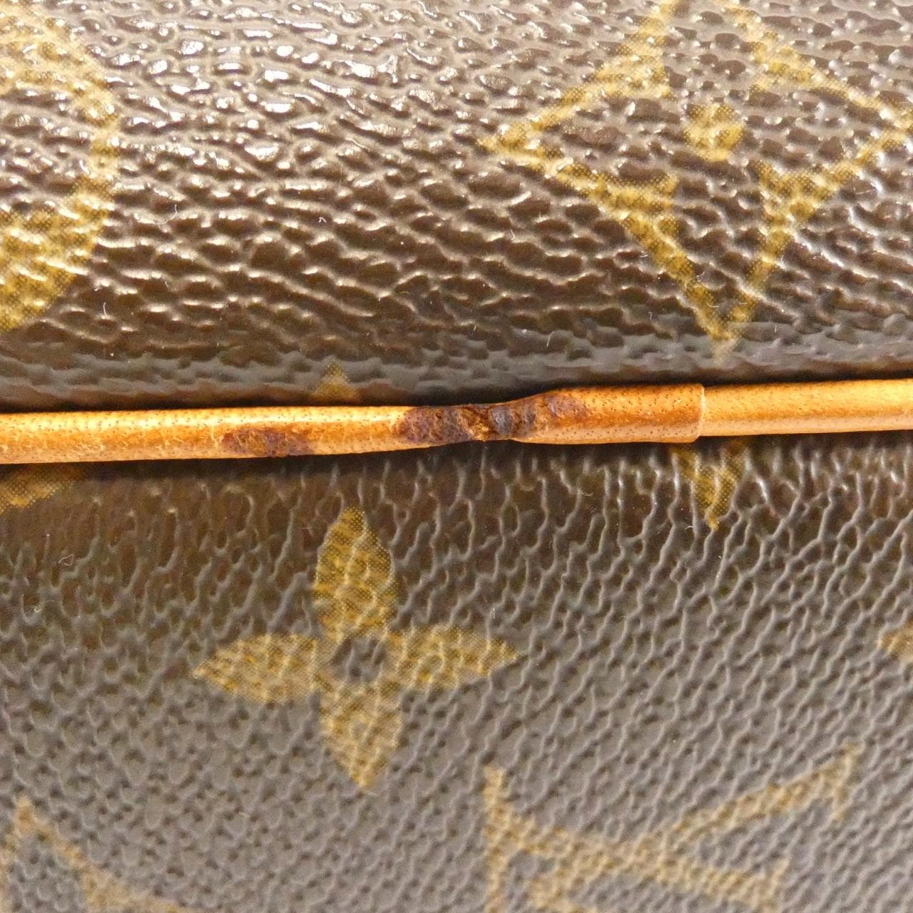 ルイヴィトン モノグラム ブロワ M51221 ショルダーバッグ