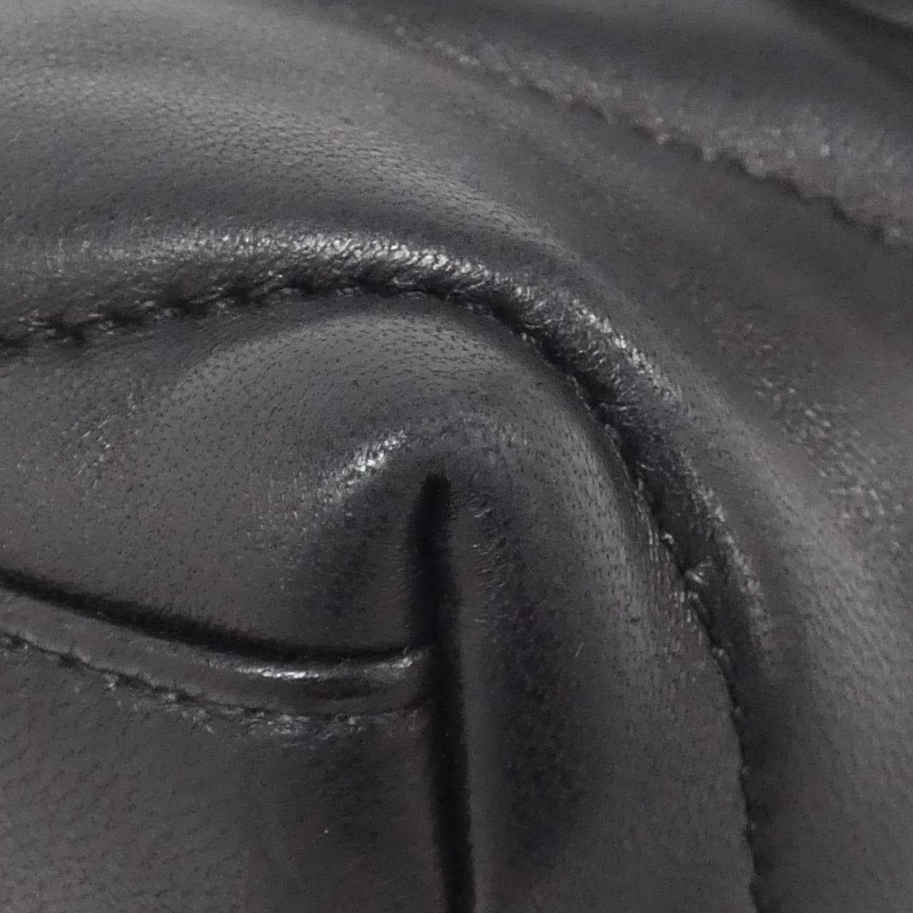 サンローラン トイ パファー 759337 1EL07 ショルダーバッグ