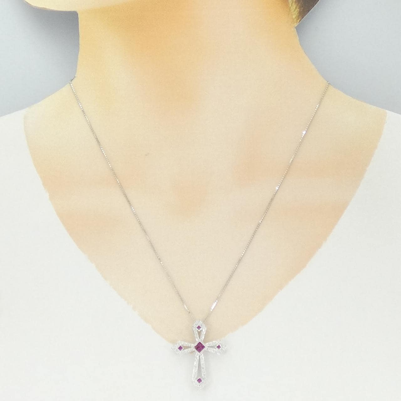 K18WG ルビー ネックレス 0.42CT