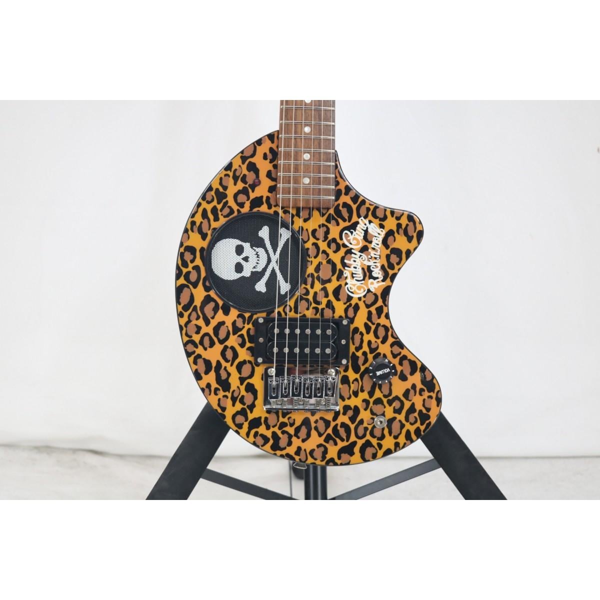 ＦＥＲＮＡＮＤＥＳ　　ＺＯ－３　ＣＨＵＢＢＹ　ＧＡＮＧ