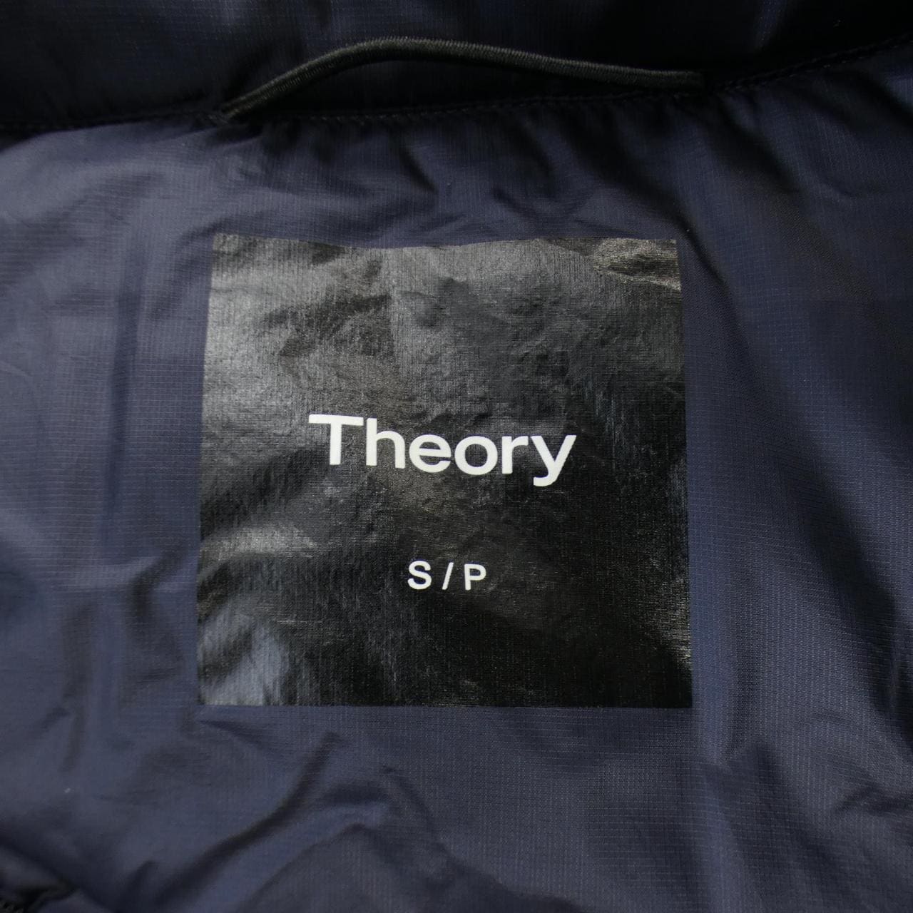 セオリー theory ダウンジャケット