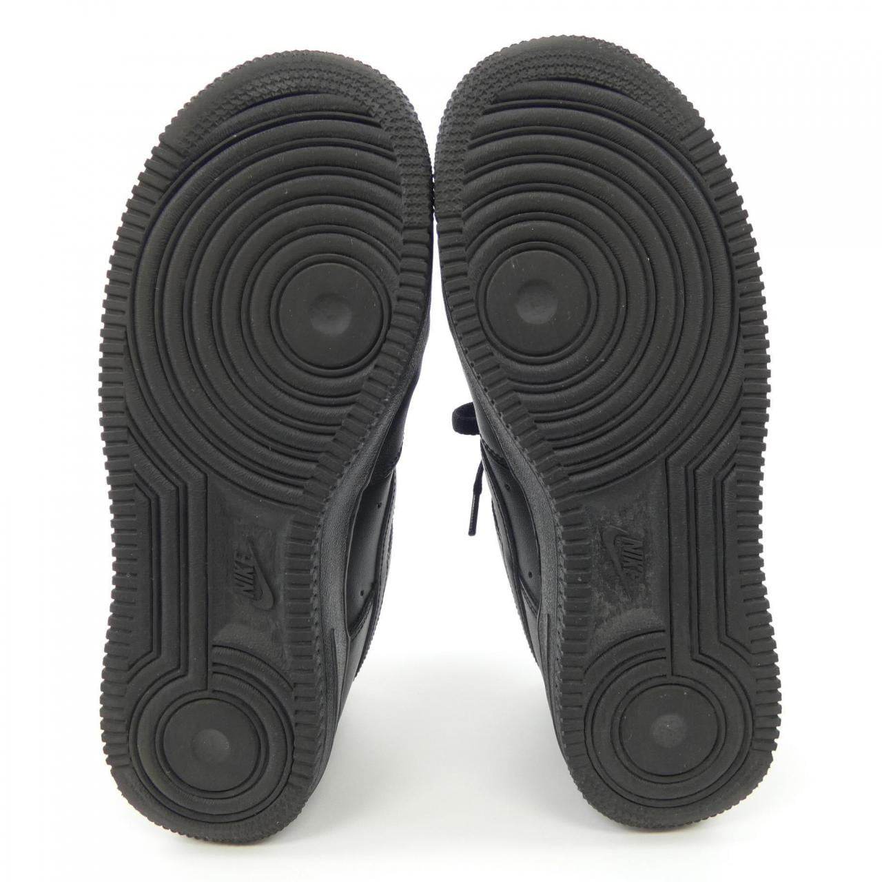 ナイキ NIKE スニーカー