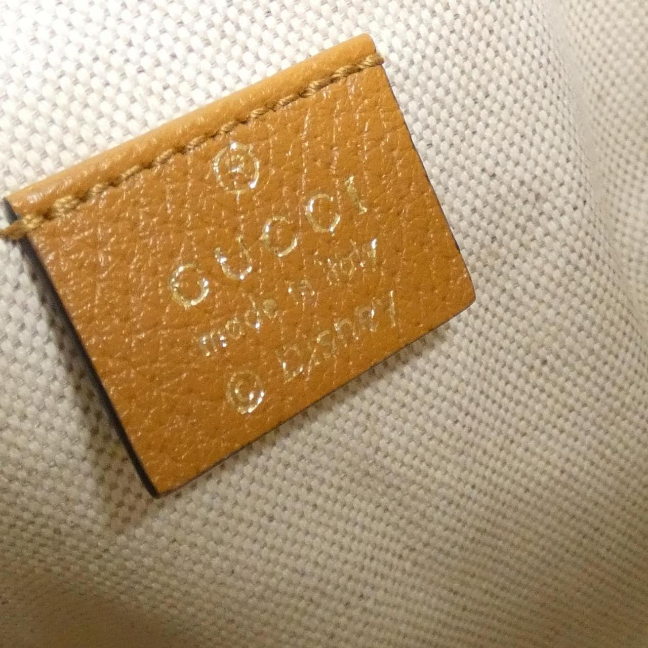 グッチ 602691 HWXAM ショルダーバッグ