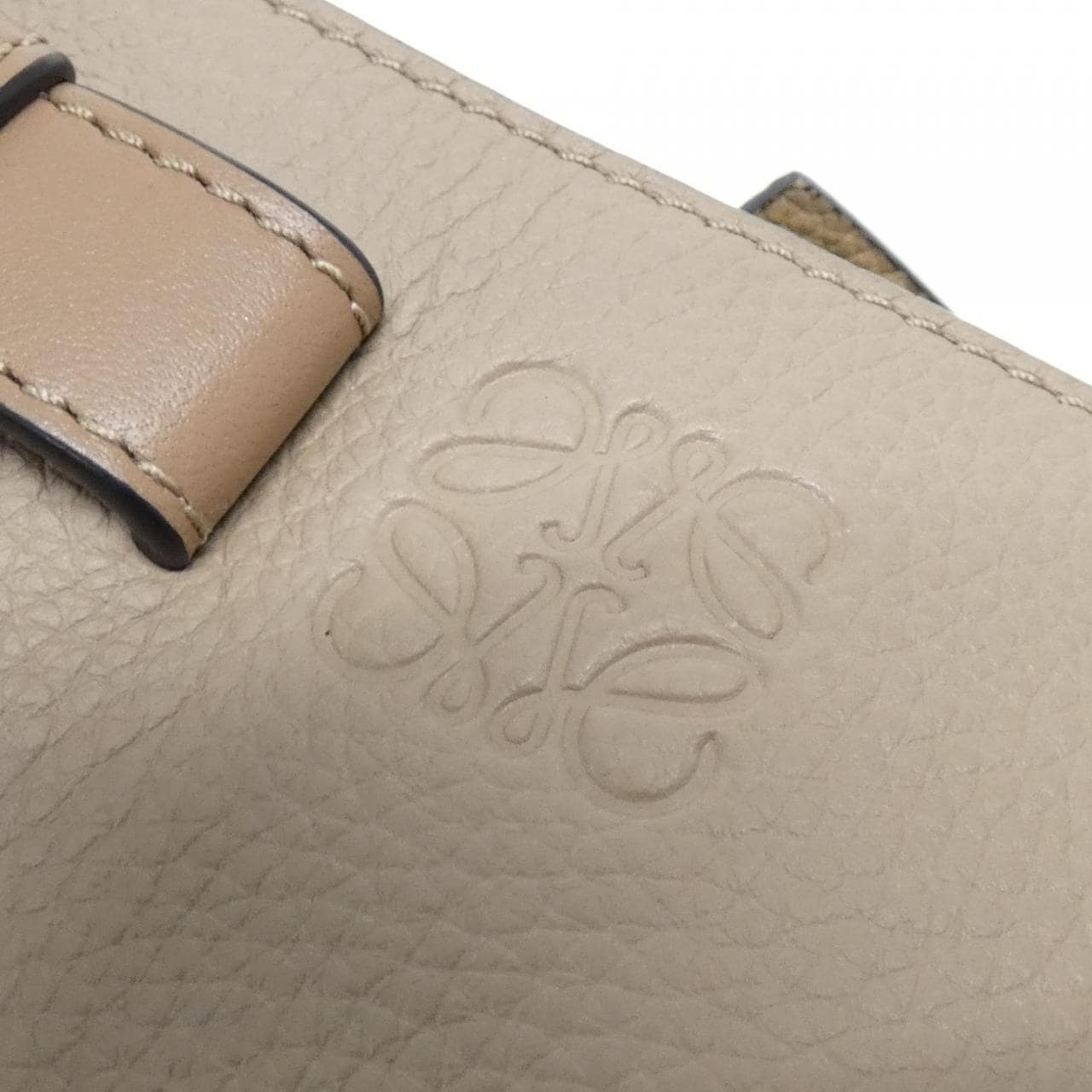 ロエベ ハンモック コンパクト A538H13X03 ショルダーバッグ