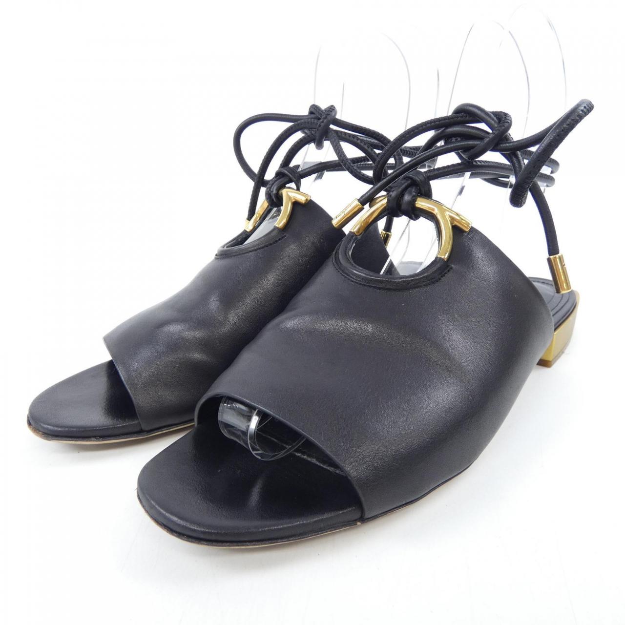 サルヴァトーレフェラガモ SALVATORE FERRAGAMO サンダル