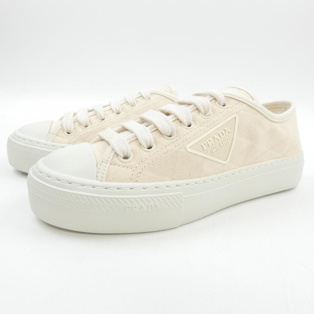 プラダ PRADA スニーカー