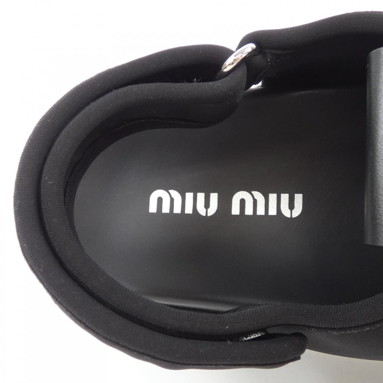 ミュウミュウ MIU MIU チャンキーネオプレン MIU MIU ロゴ 5X418E サンダル