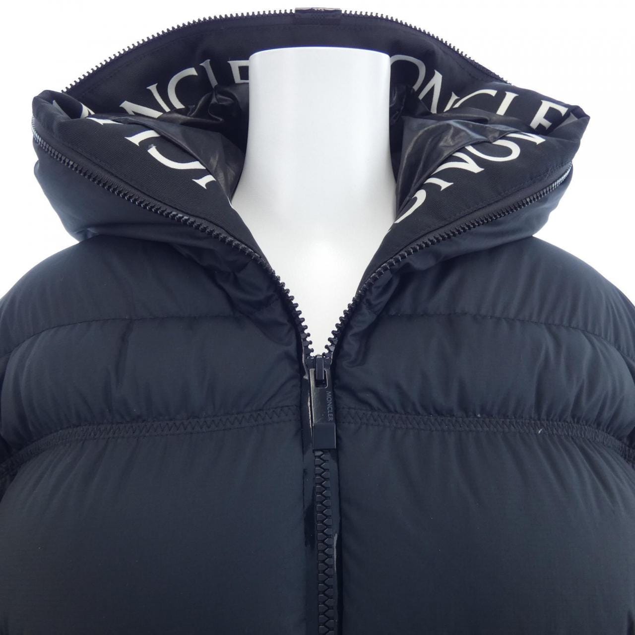 モンクレール MONCLER YSER ダウンジャケット