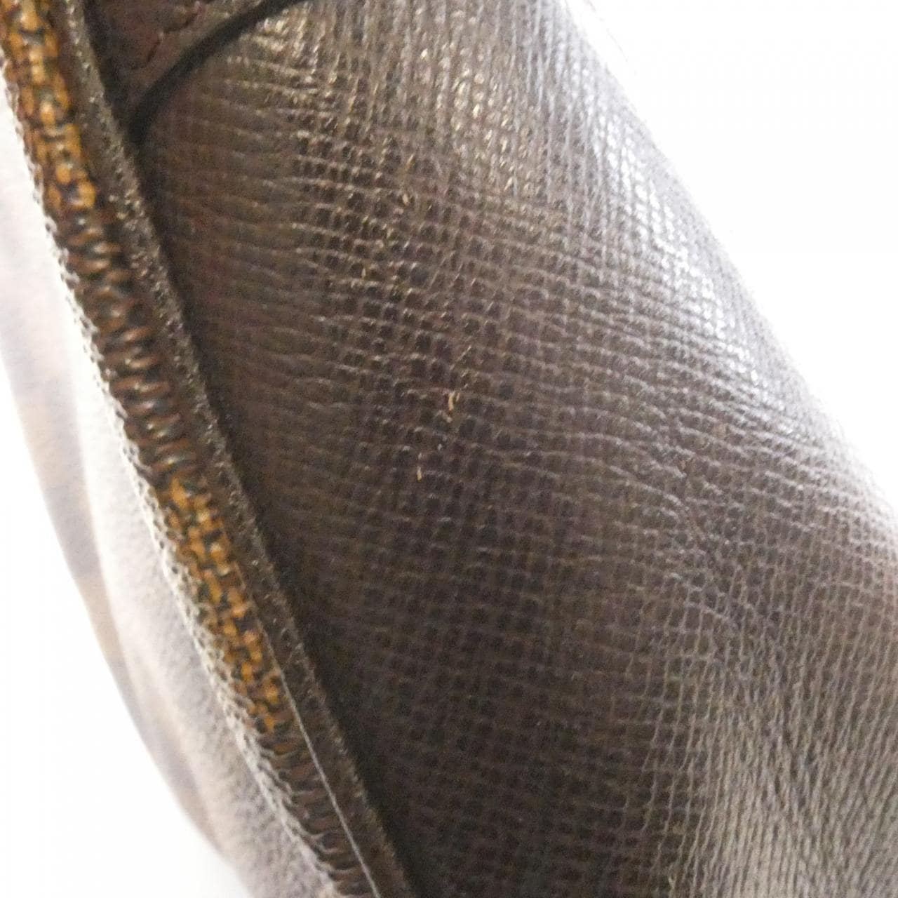 ルイヴィトン ダミエ トゥルース メイクアップ N51982 アクセサリーポーチ