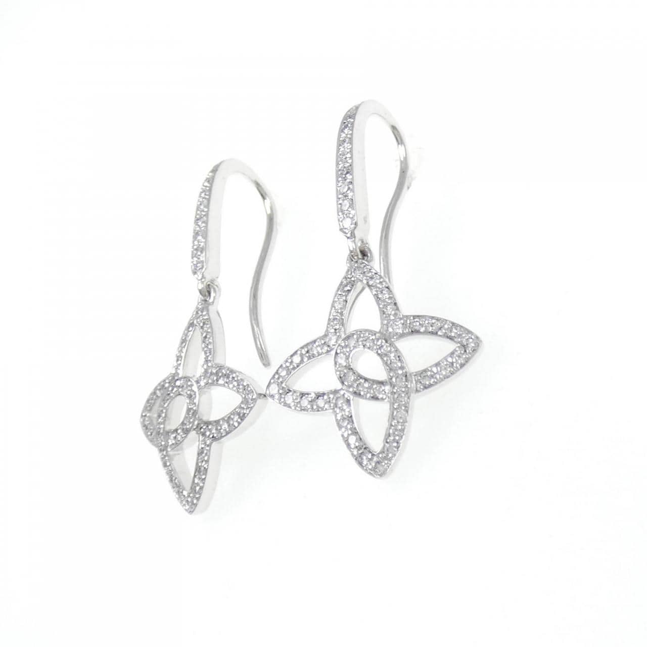 LOUIS VUITTON Diamond earrings