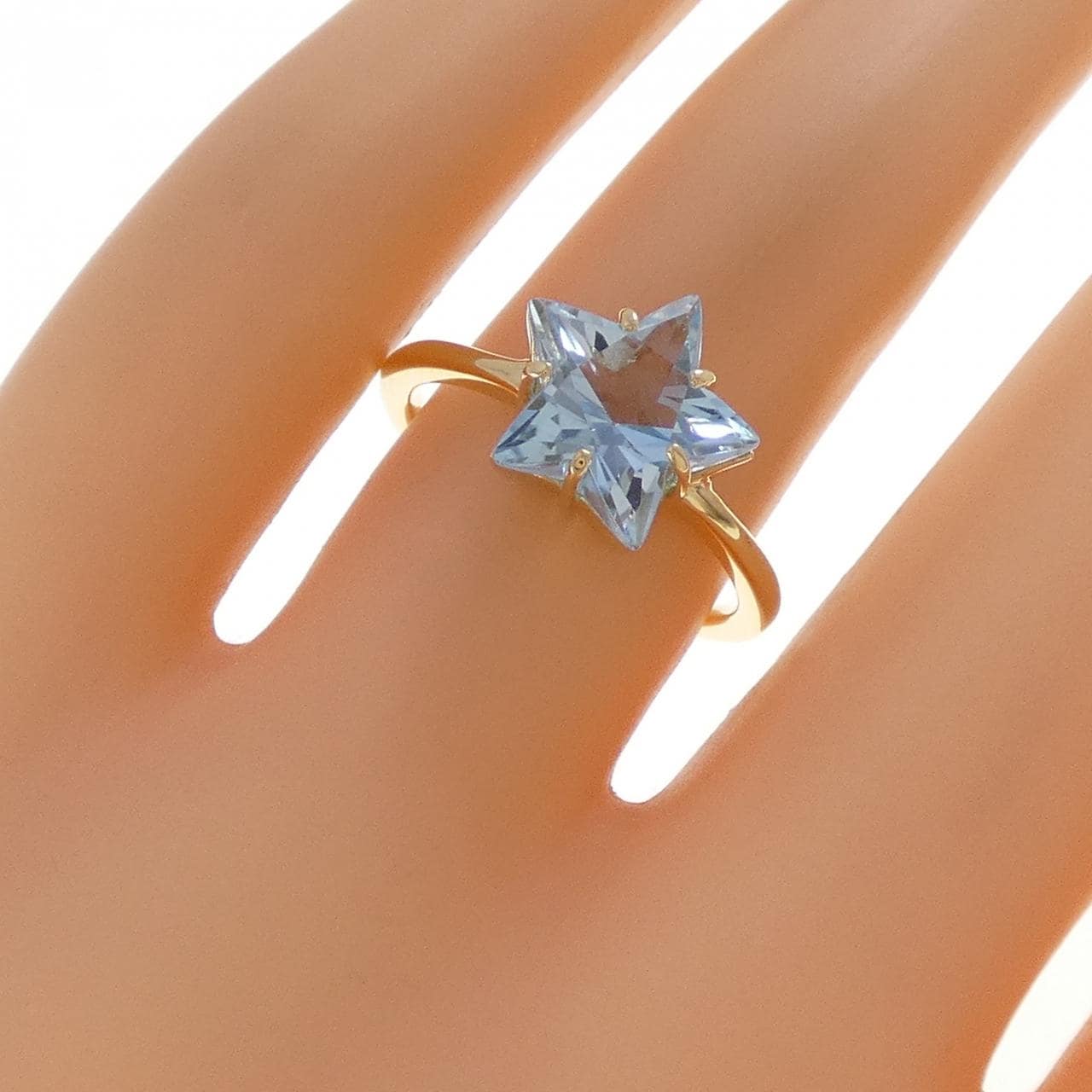 K18YG スター ブルートパーズ リング 3.19CT