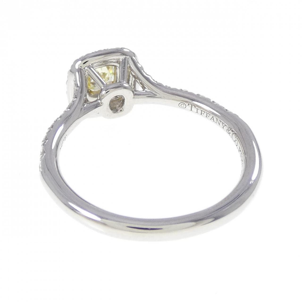 ティファニー ソレスト リング 0.26CT FIY VS1