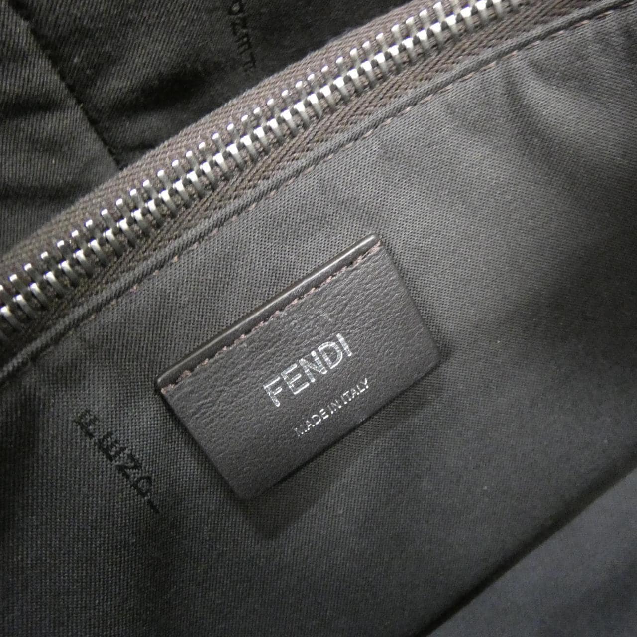 フェンディ バイ ザ ウェイ ミディアム 8BL146 A6CO バッグ