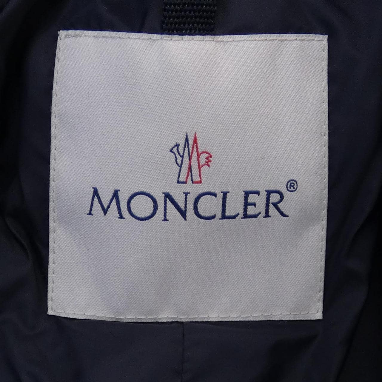 モンクレール MONCLER ダウンジャケット