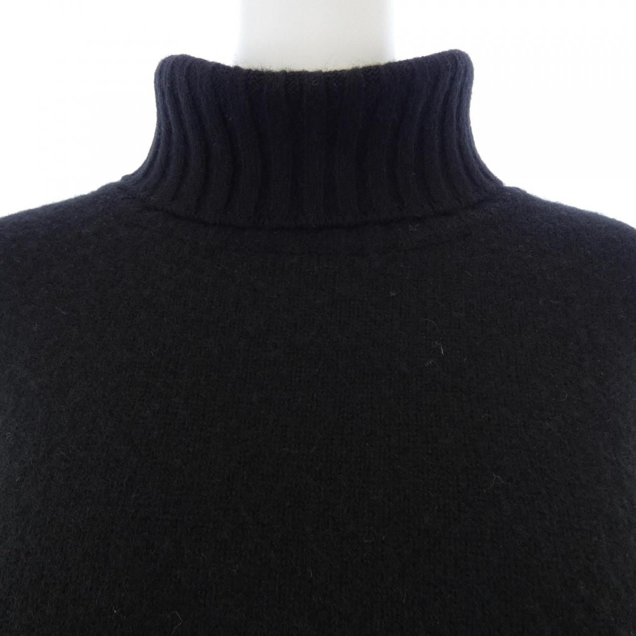 PLUS　PLUS ニット