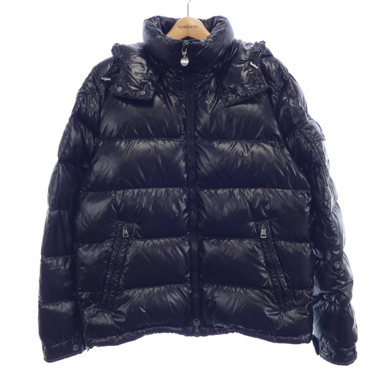 モンクレール MONCLER ダウンジャケット