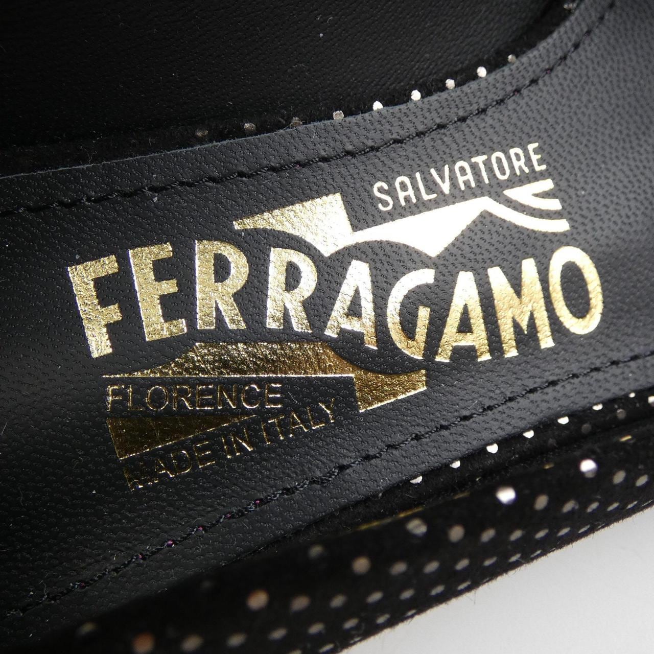 サルヴァトーレフェラガモ SALVATORE FERRAGAMO パンプス