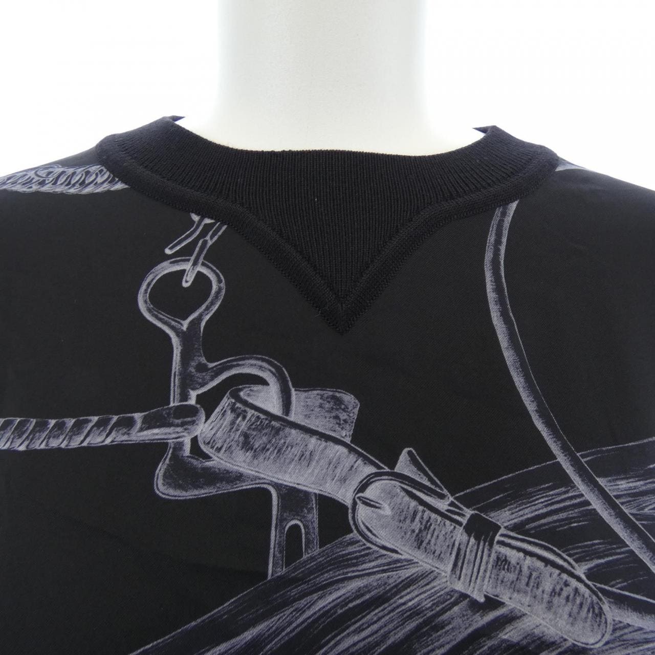 エルメス HERMES トップス