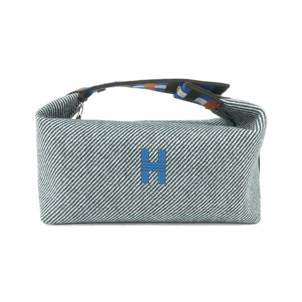 HERMES AU CARRE BRIDE A BLACK PM 103802M Pouch