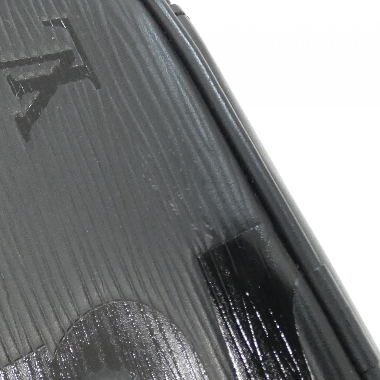 ルイヴィトン エピ(SUPREME) ダヌーブ M53431 ショルダーバッグ