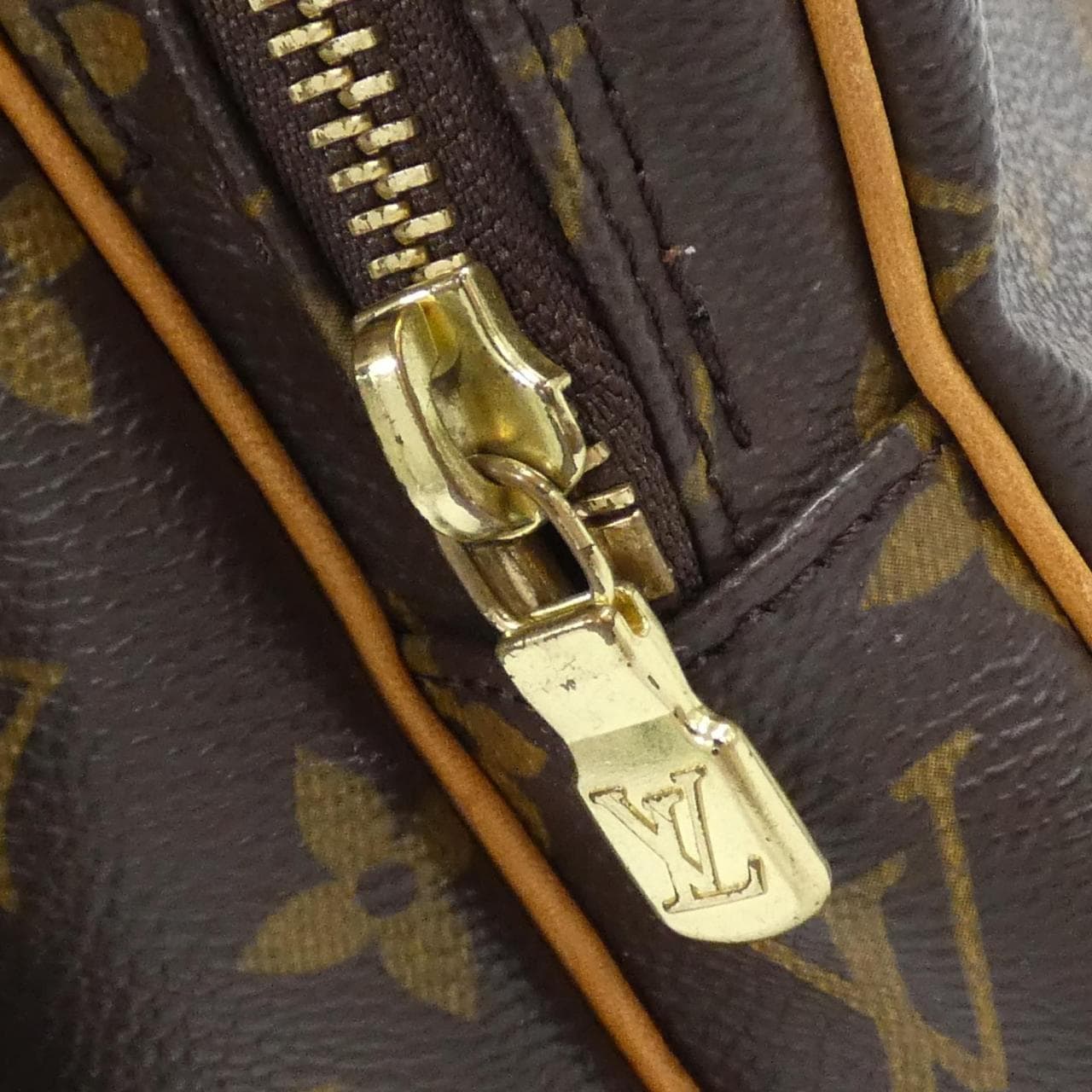 ルイヴィトン モノグラム アマゾン M45236 ショルダーバッグ