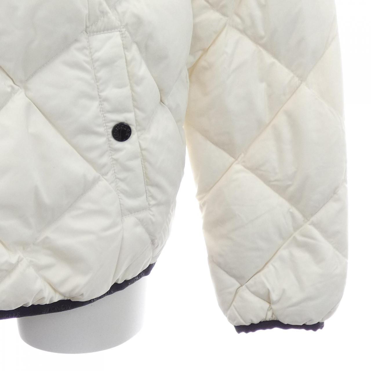 モンクレール MONCLER ARVOUIN ダウンジャケット