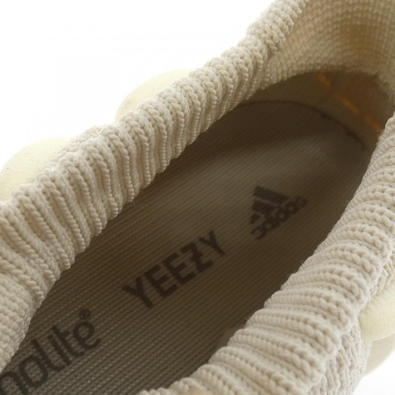 ADIDAS YEEZY H68038 スニーカー