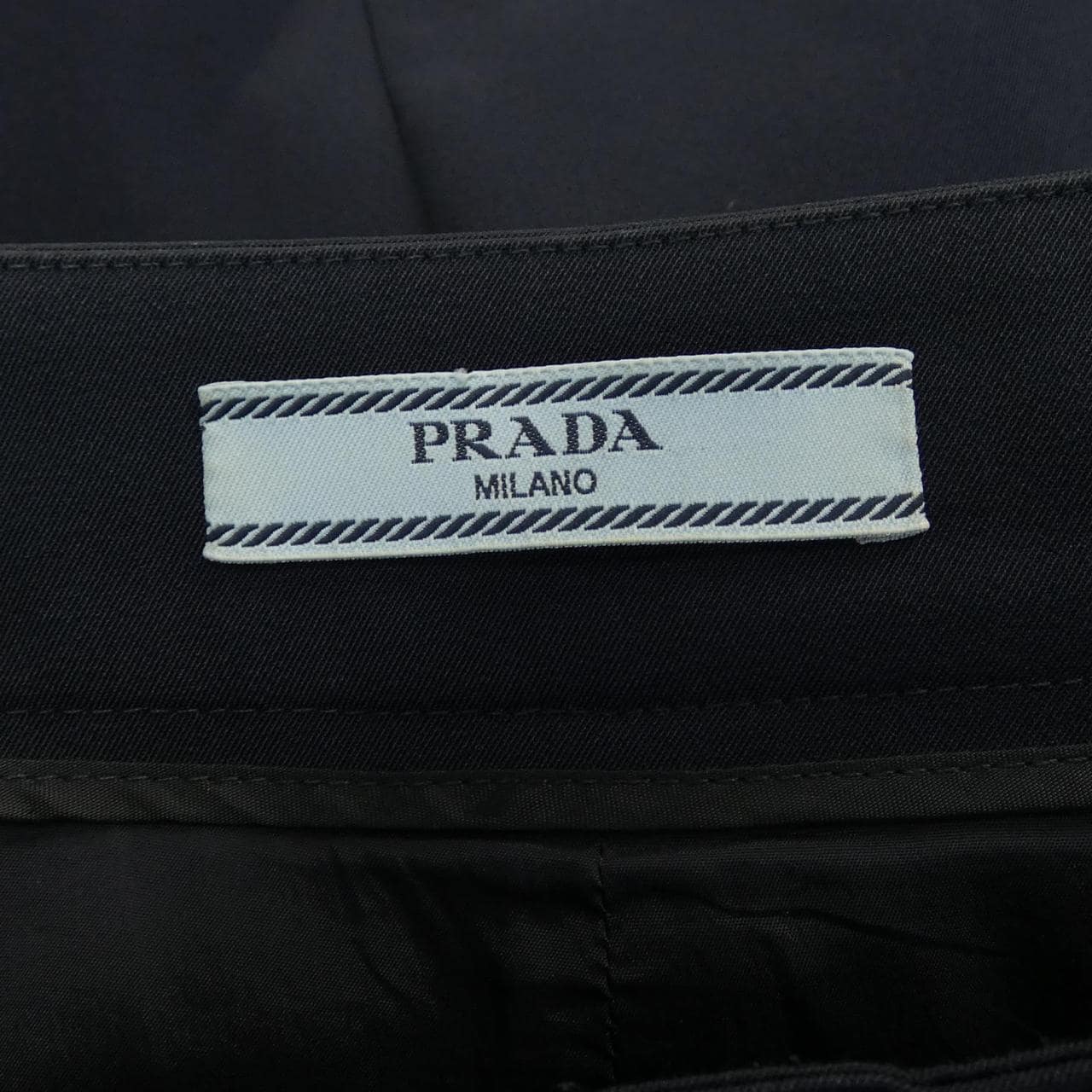プラダ PRADA トライアングルロゴ P151U S222 11QL スカート