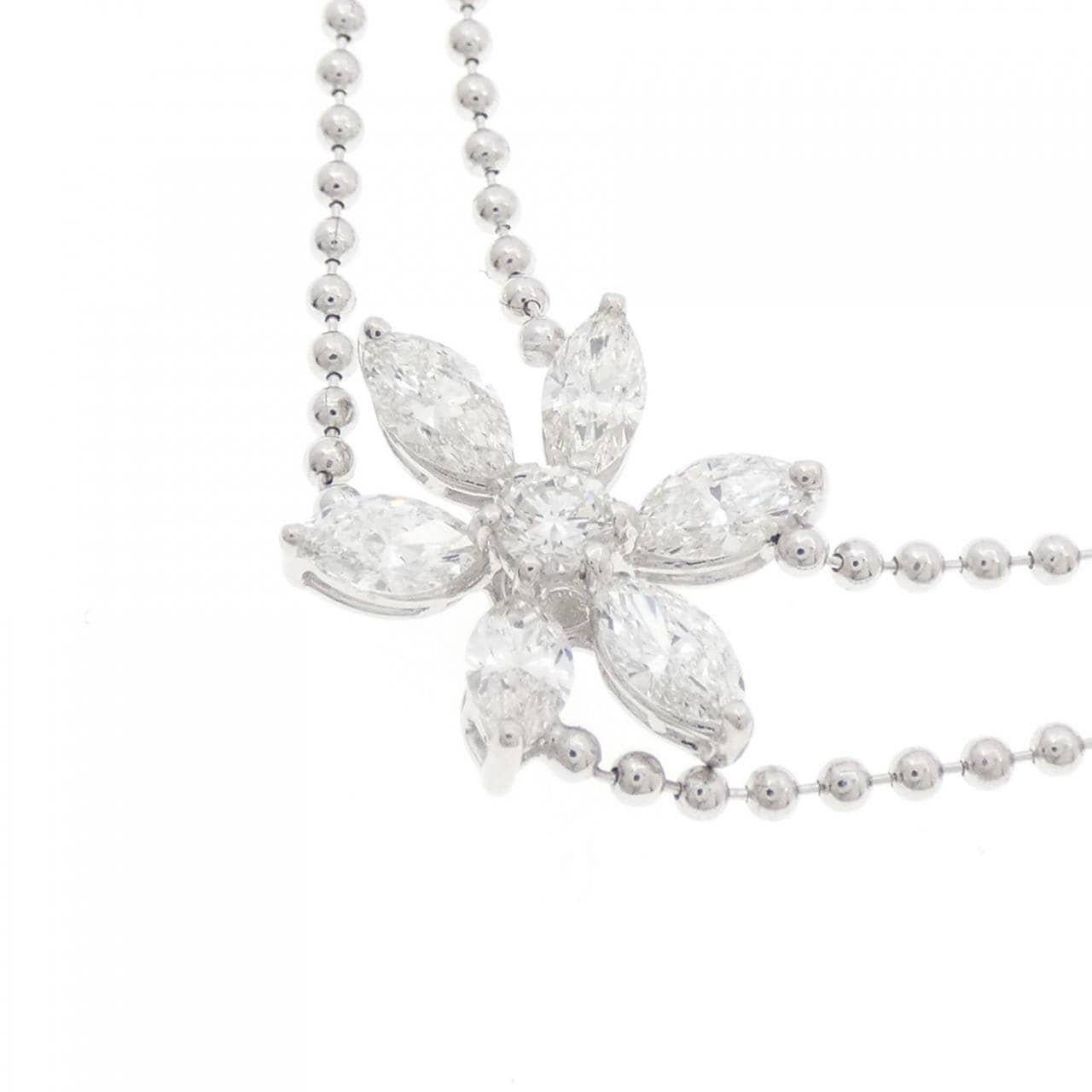 750WG フラワー ダイヤモンド ネックレス