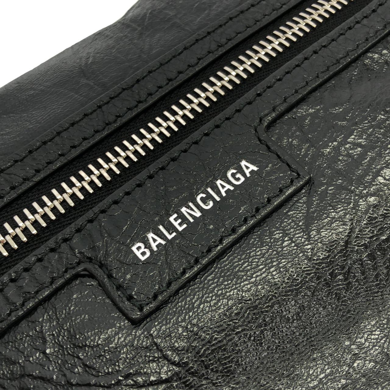 バレンシアガ SUPERBUSY 785297 210C8 ショルダーバッグ