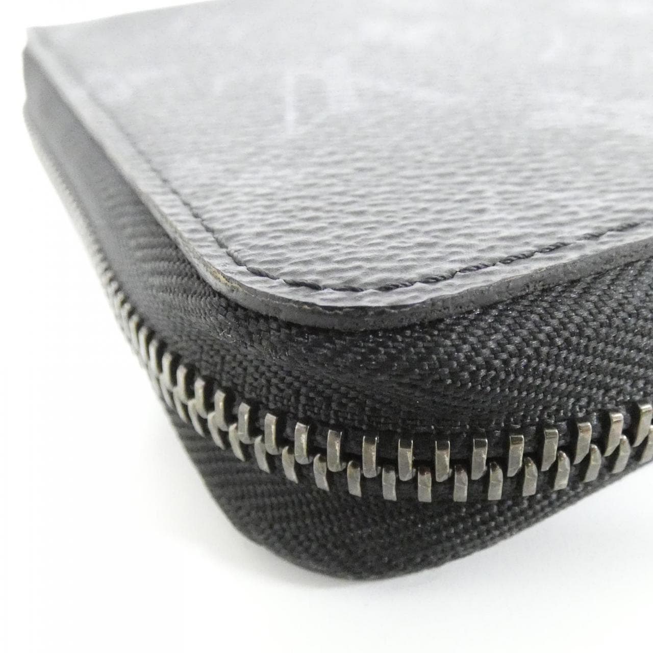 ルイヴィトン モノグラム エクリプス ジッピー オーガナイザー M82081 財布