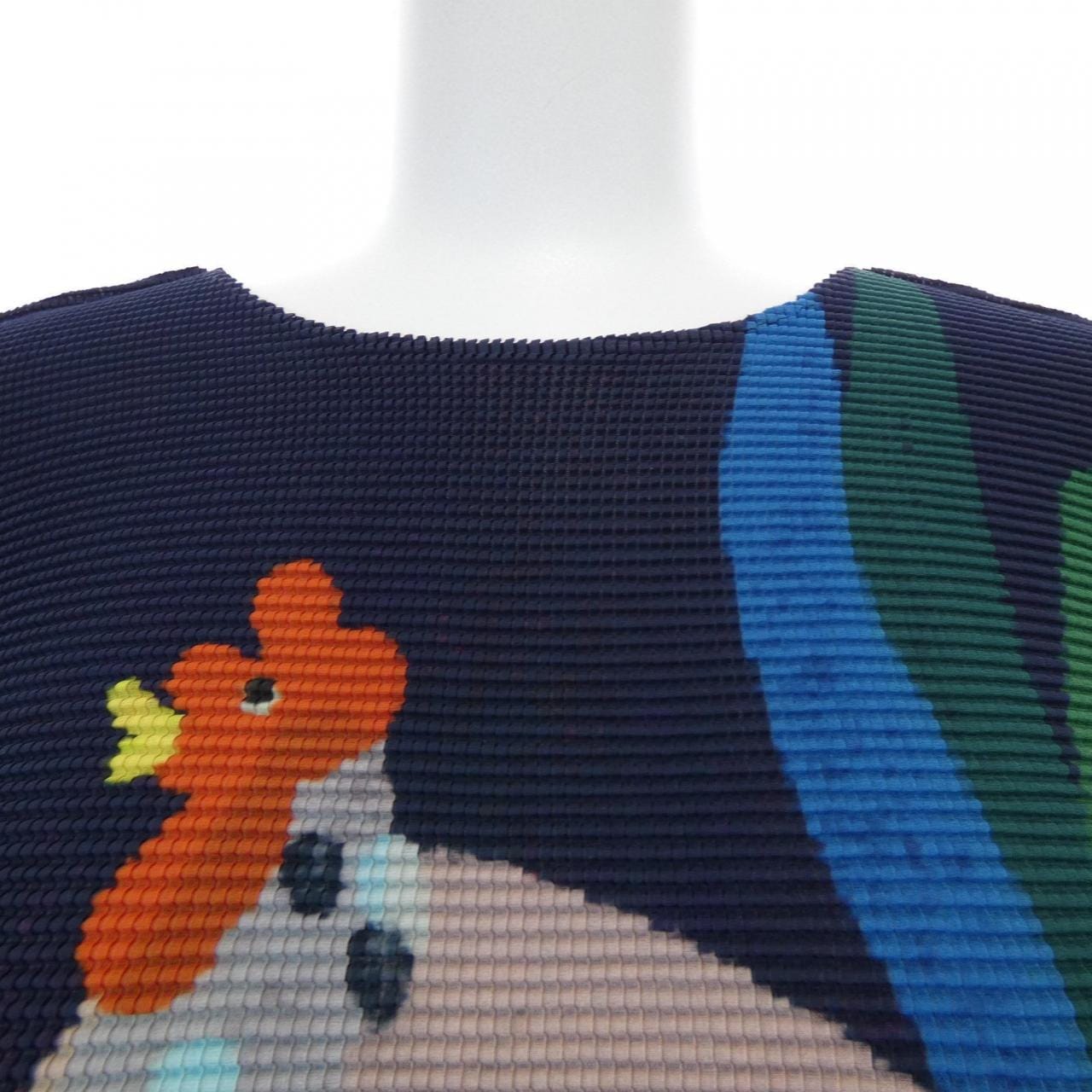 ミーイッセイミヤケ me ISSEY MIYAKE MI53FJ972 トップス