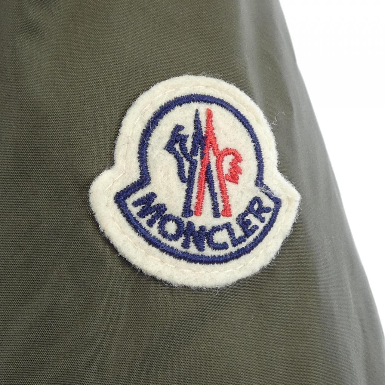 モンクレール MONCLER MELAMPYRE ダウンジャケット